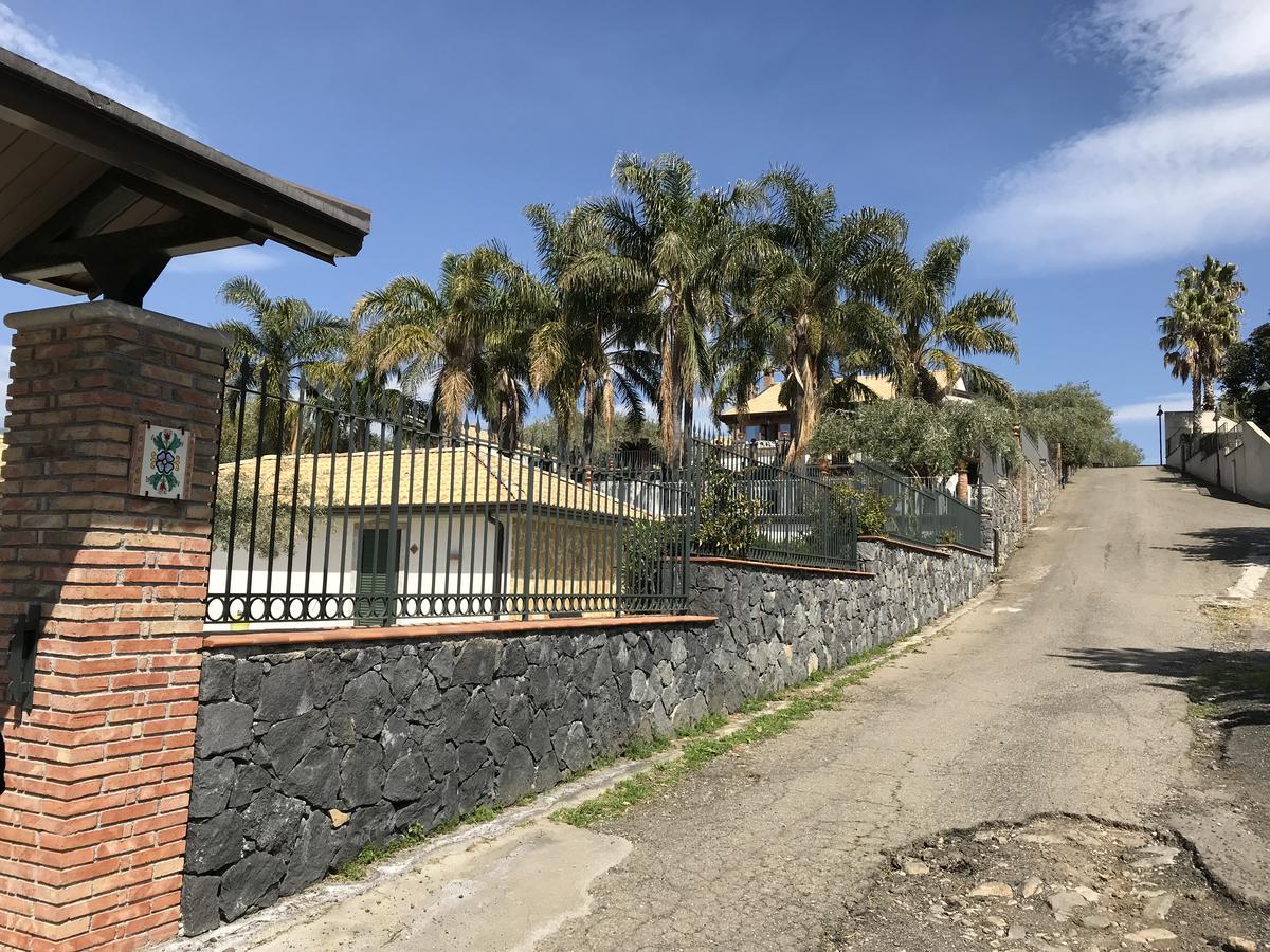 Borgo San Biagio Villa Calatabiano Exterior photo