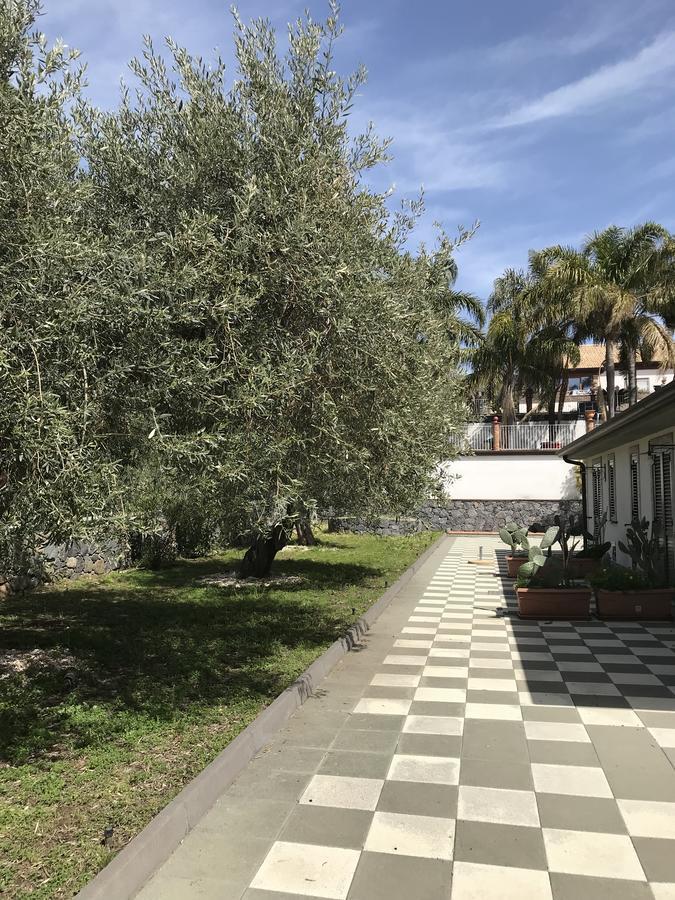 Borgo San Biagio Villa Calatabiano Exterior photo